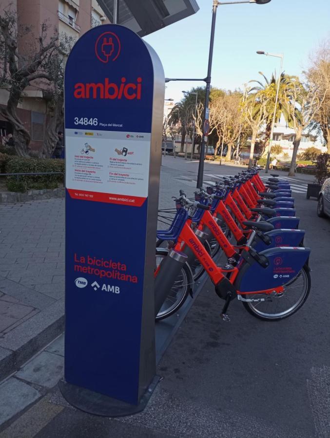Ahllenrock Como Un Hotel, Pero Solo Para Ti Cornellà de Llobregat Exterior foto
